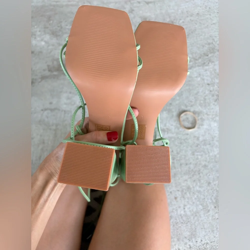 PrettyLittleThing Sage Green Platform Heels Size 8 - Picture 9 of 11